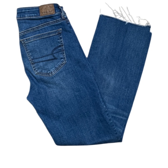 American Eagle Hi-Rise Crop Flare Jeans with a Button-Fly Super Stretch Size 4 - Picture 7 of 13